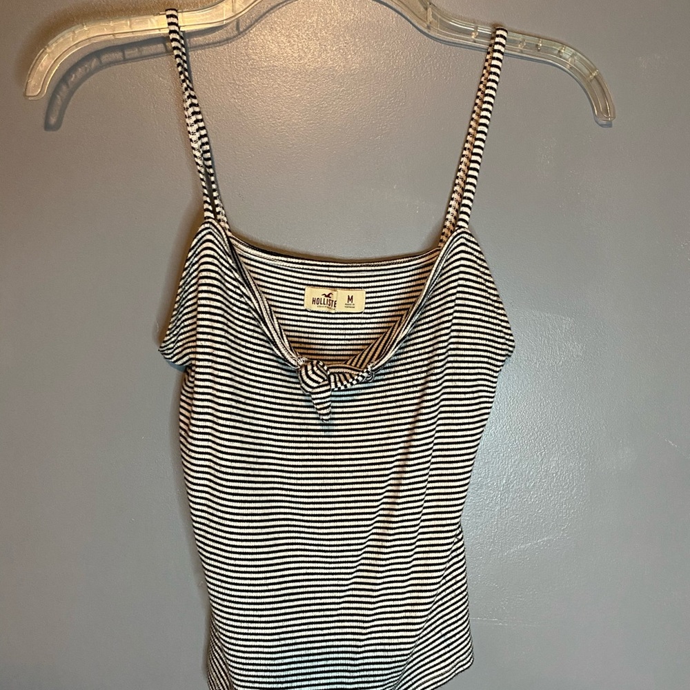 Hollister cute tank top